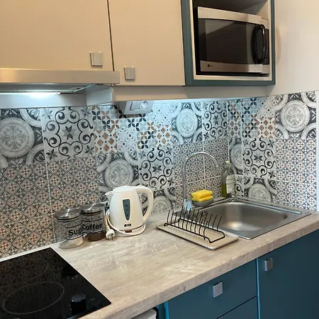 Blue Moon Apartment